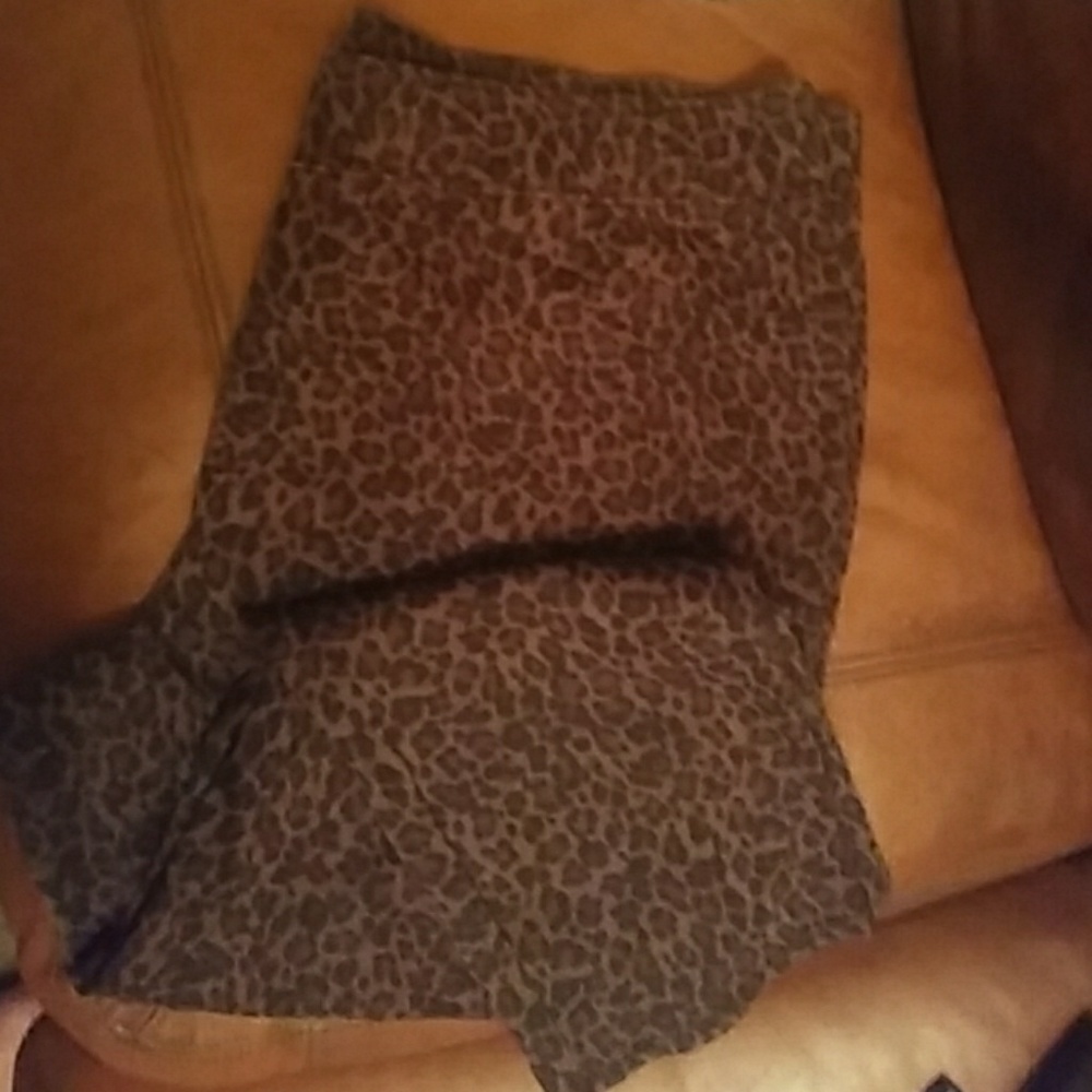 Animal print leggings